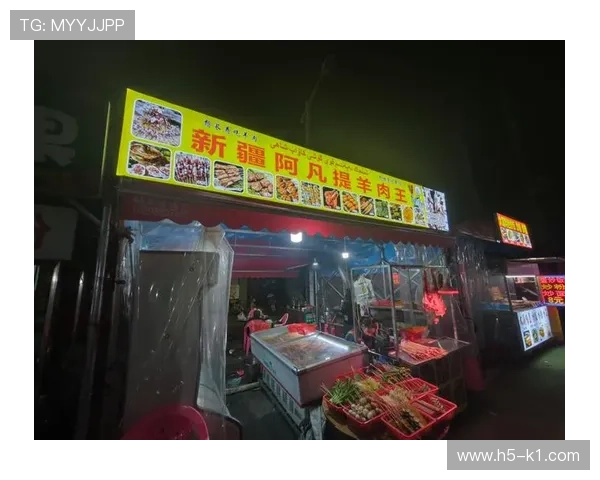 徐灿训练完直接去夜市撸串，这反差谁懂啊